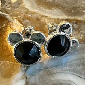 3159 Disney Silver and Black Mickey Earrings